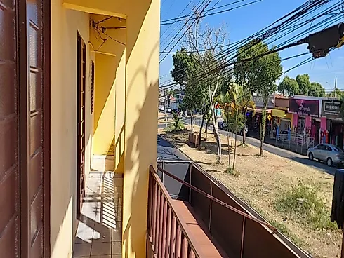 Casa com 4 quartos em Laranjeiras, Uberlândia