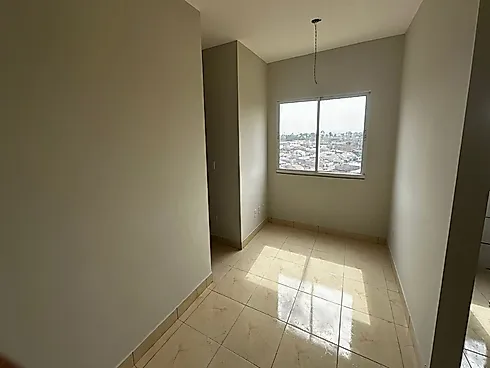 Apartamento com 2 quartos em Jardim Canaã, Uberlândia