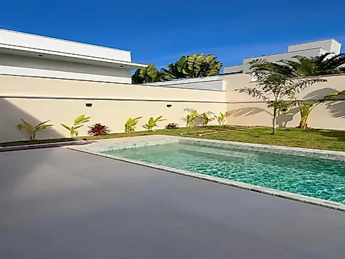 Casa com 4 quartos em Gávea, Uberlândia