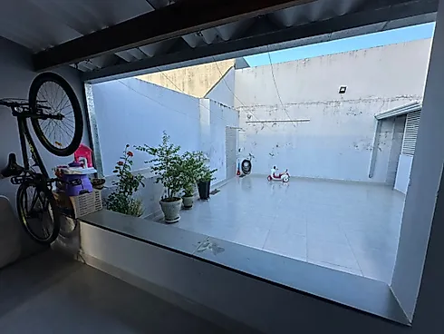 Casa com 3 quartos em Santa Mônica, Uberlândia
