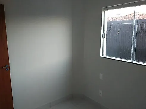 Apartamento com 2 quartos em Luizote de Freitas, Uberlândia