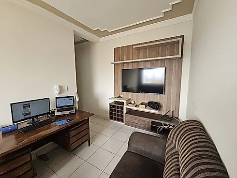 Apartamento com 2 quartos em Santa Mônica, Uberlândia