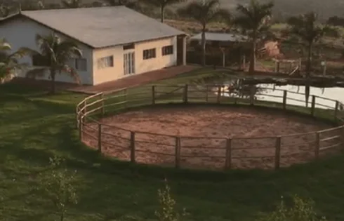 Chácara em Zona Rural, Uberlândia