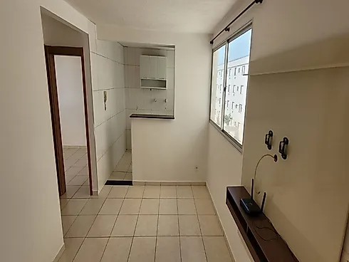 Apartamento com 2 quartos em Jardim Holanda, Uberlândia