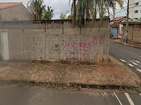 Terreno com 0 quartos em Santa Mônica, Uberlândia