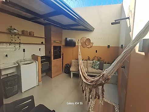 Casa com 2 quartos em Santa Mônica, Uberlândia