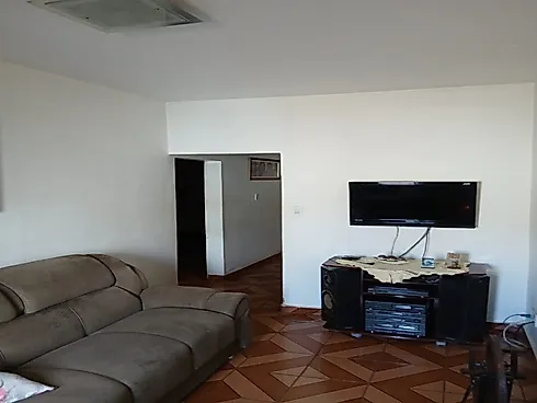 Casa com 3 quartos em Osvaldo Rezende, Uberlândia