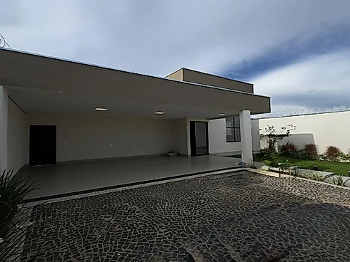 Casa com 3 quartos em Novo Mundo, Uberlândia