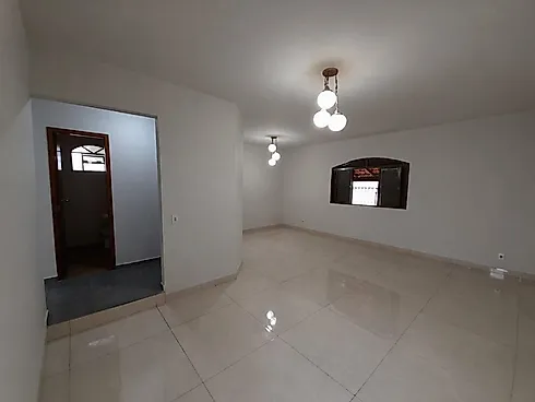 Casa com 3 quartos em Saraiva, Uberlândia