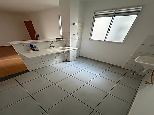 Apartamento com 2 quartos em Jardim Patricia, Uberlândia