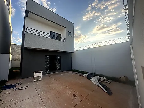 Casa com 3 quartos em Santa Luzia, Uberlândia