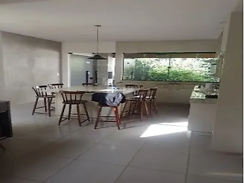 Casa com 3 quartos em Jardim Europa, Uberlândia
