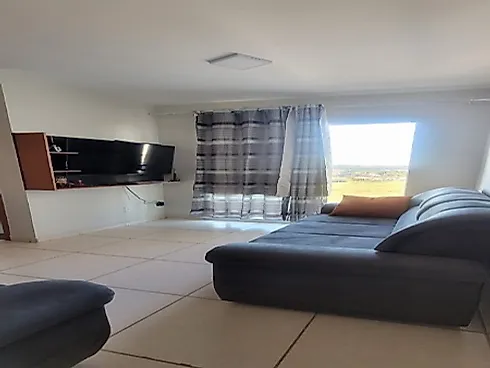Apartamento com 2 quartos em Luizote de Freitas, Uberlândia
