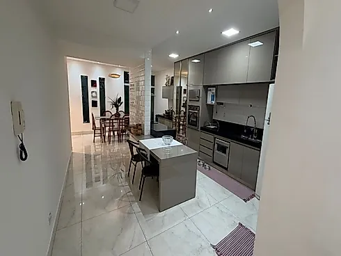 Casa com 3 quartos em Cidade Jardim, Uberlândia