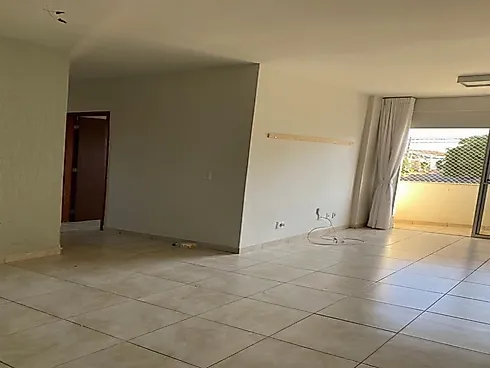 Apartamento com 3 quartos em Jardim Patricia, Uberlândia