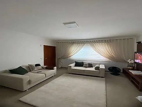 Apartamento com 2 quartos em Jardim Holanda, Uberlândia