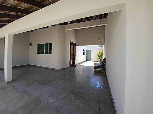 Casa com 4 quartos em Cidade Jardim, Uberlândia