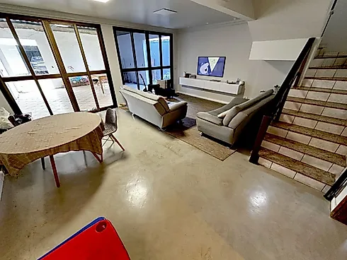 Casa com 4 quartos em Cidade Jardim, Uberlândia