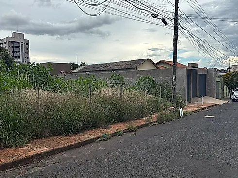 Terreno com 0 quartos em Aclimação, Uberlândia