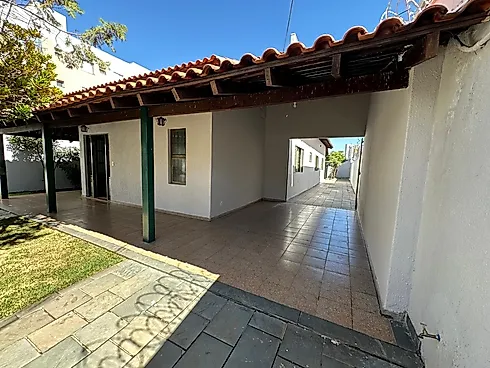 Casa com 3 quartos em Santa Mônica, Uberlândia
