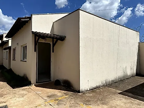 Casa com 2 quartos em Jardim Europa, Uberlândia