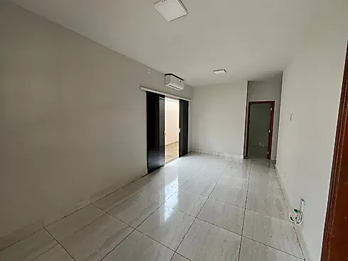 Casa com 3 quartos em Jardim Botânico, Uberlândia