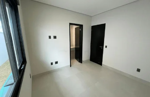 Casa em Laranjeiras, Uberlândia