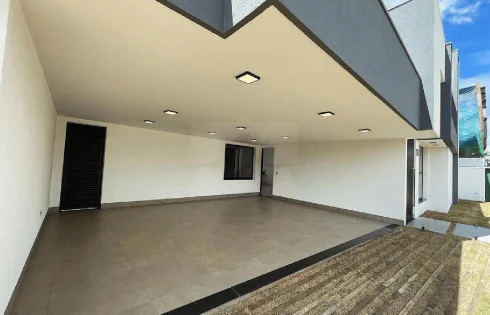 Casa em Laranjeiras, Uberlândia