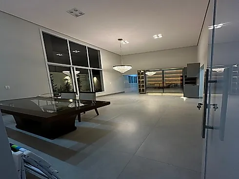 Casa com 3 quartos em Novo Mundo, Uberlândia