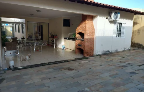 Casa em Vigilato Pereira, Uberlândia