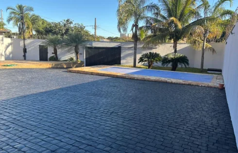 Casa em Chácaras Tubalina e Quartel, Uberlândia