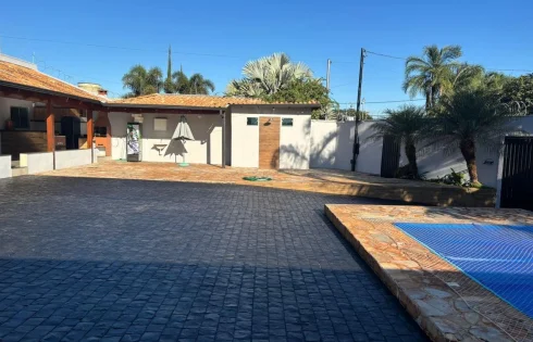 Casa em Chácaras Tubalina e Quartel, Uberlândia