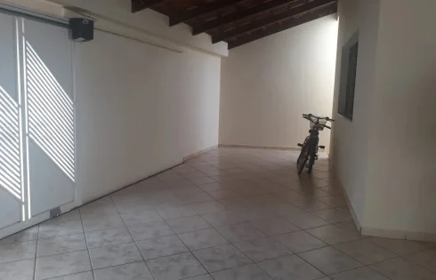 Casa em Nossa Senhora Aparecida, Uberlândia