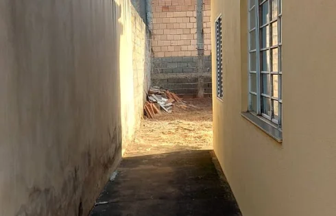 Casa em Jardim Holanda, Uberlândia