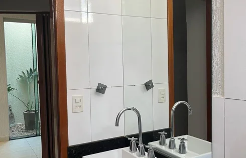 Casa em Jardim Inconfidência, Uberlândia
