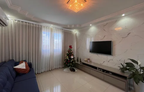 Apartamento em Jardim Veneza, Uberlândia