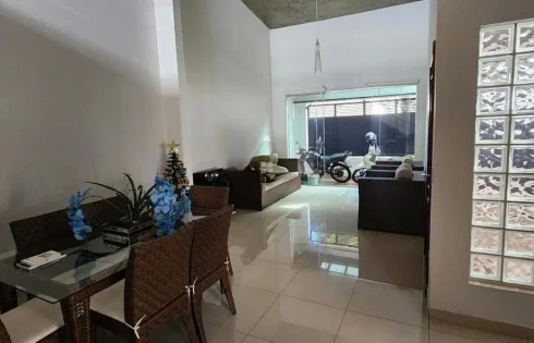 Casa em Jardim Karaíba, Uberlândia