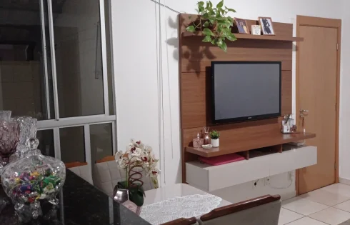 Apartamento em Jardim Holanda, Uberlândia
