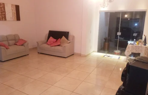 Casa em Novo Mundo, Uberlândia