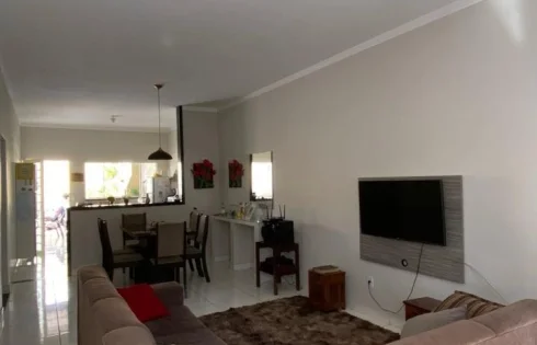 Casa em Laranjeiras, Uberlândia