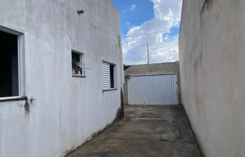 Casa em Laranjeiras, Uberlândia