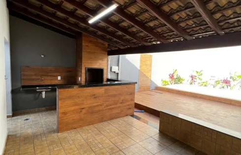 Casa em Jardim Brasília, Uberlândia