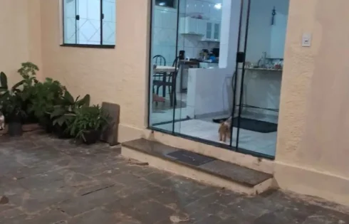 Mansour, Uberlândia