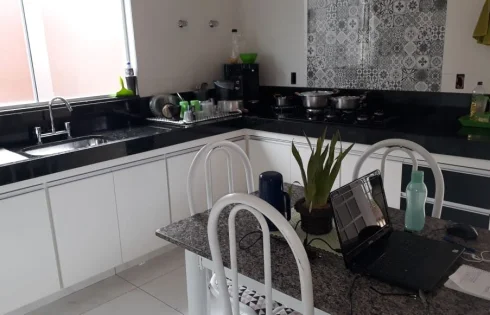 Casa em Luizote de Freitas, Uberlândia