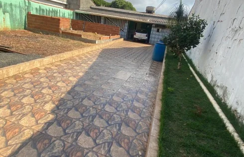 Casa em Laranjeiras, Uberlândia