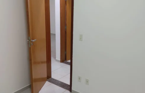 Apartamento em Jardim Holanda, Uberlândia