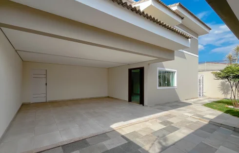 Casa em Santa Mônica, Uberlândia
