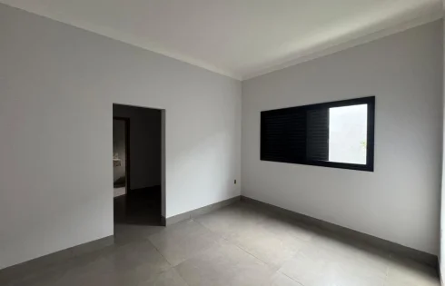 Casa em Praça Alto Umuarama, Uberlândia