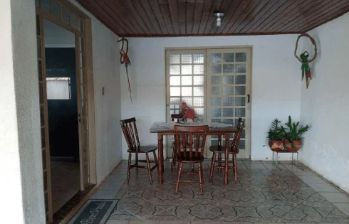 Casa em Granada, Uberlândia