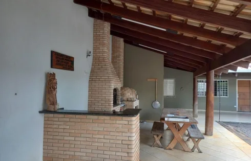 Casa em Cidade Jardim, Uberlândia